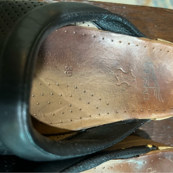 GUC Women Dansko Perforated BlackLeather Slip Slide Mule Clog size 39 - Picture 6 of 7